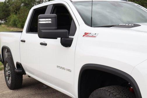 2025 Chevrolet Silverado 2500 Custom