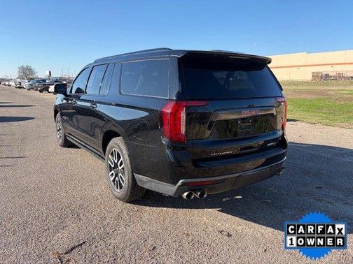 2023 GMC Yukon XL AT4