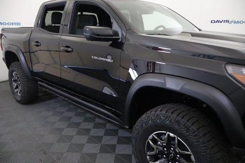 Black 2026 Chevrolet Colorado ZR2