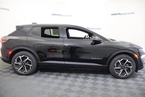 2026 Chevrolet Equinox EV LT 1