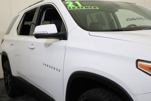 2021 Chevrolet Traverse LT Cloth