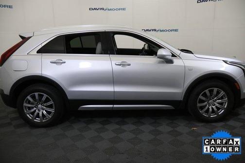 Radiant Silver Metallic 2020 Cadillac XT4 Premium Luxury