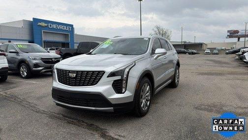 Radiant Silver Metallic 2020 Cadillac XT4 Premium Luxury
