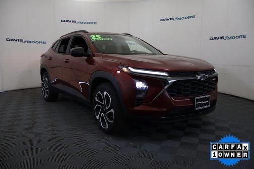 Crimson Metallic 2025 Chevrolet Trax 2RS