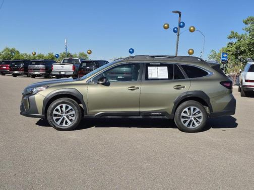 Autumn Green Metallic 2025 Subaru Outback Premium