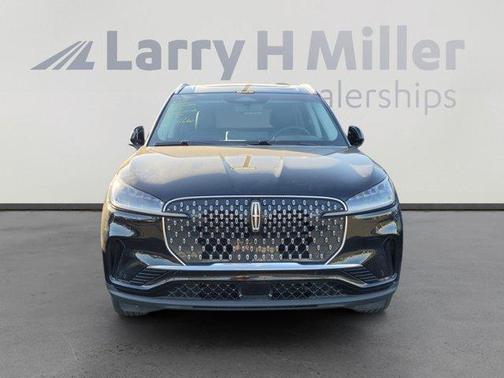 Black Metallic 2025 Lincoln Aviator Premiere