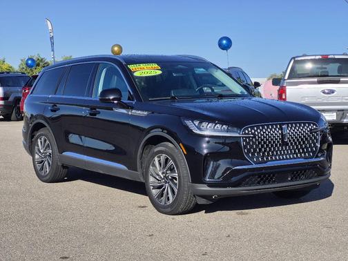 Black Metallic 2025 Lincoln Aviator Premiere