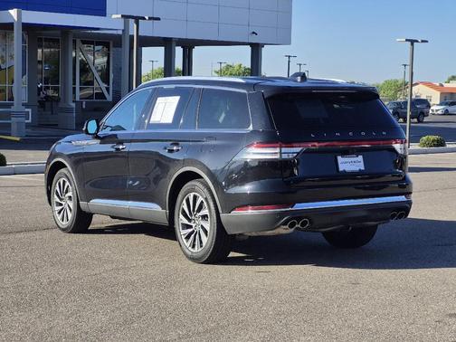Black Metallic 2025 Lincoln Aviator Premiere