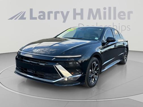 Onyx Black 2024 Hyundai SONATA SEL