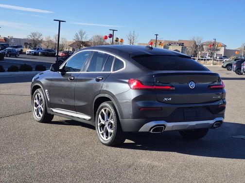 2023 BMW X4 xDrive30i