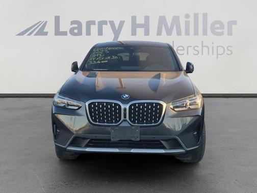 2023 BMW X4 xDrive30i