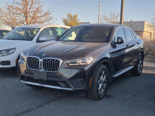 2023 BMW X4 xDrive30i