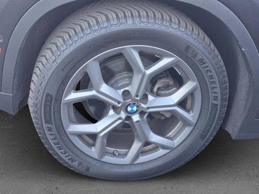 2023 BMW X4 xDrive30i