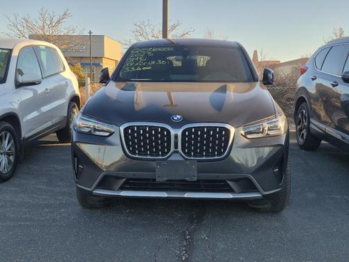 2023 BMW X4 xDrive30i
