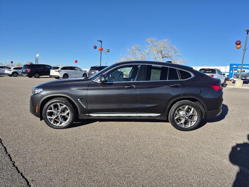2023 BMW X4 xDrive30i