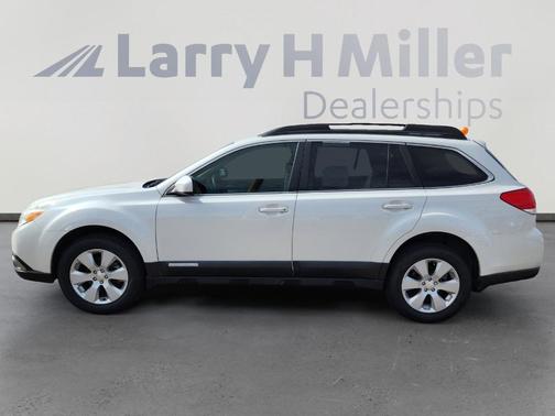 2010 Subaru Outback 2.5i Premium