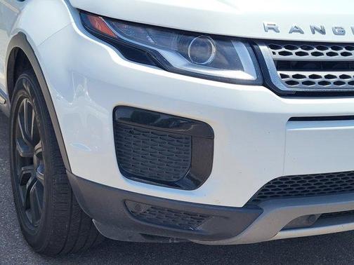 Fuji White 2019 Land Rover Range Rover Evoque SE