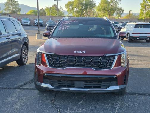 Red 2024 Kia Sorento S