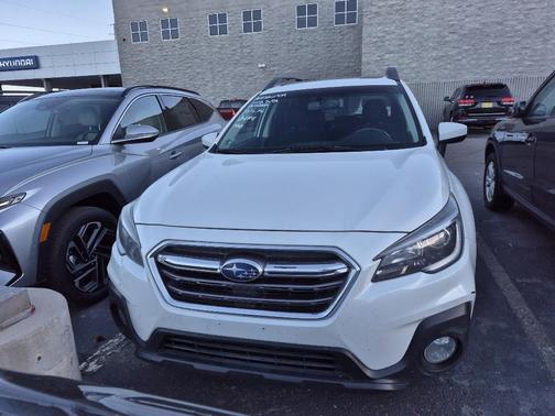 2018 Subaru Outback 2.5i Premium