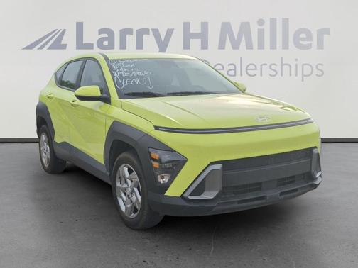 Yellow 2024 Hyundai KONA SE