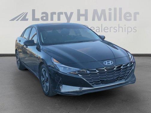 2022 Hyundai ELANTRA HEV Limited