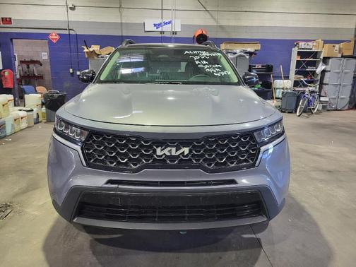 Everlasting Silver 2022 Kia Sorento X-Line S