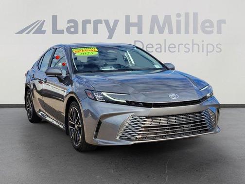 2025 Toyota Camry XLE