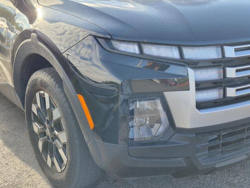 Phantom Black 2025 Hyundai SANTA CRUZ SEL Activity