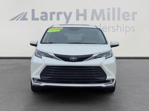 2021 Toyota Sienna XLE
