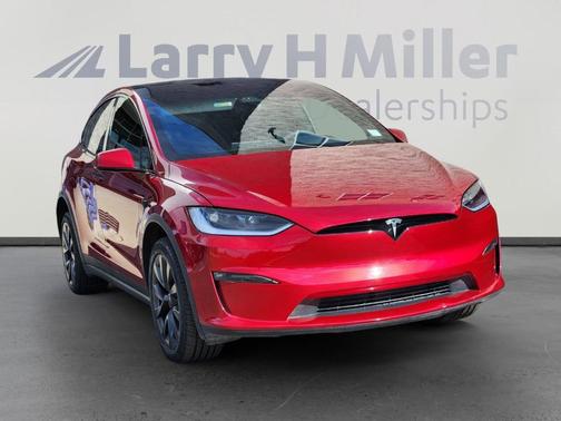 2023 Tesla Model X Base