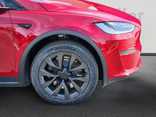 2023 Tesla Model X Base