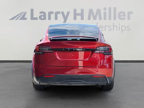 2023 Tesla Model X Base