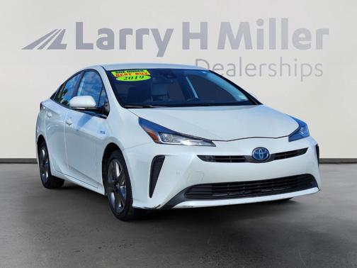 2019 Toyota Prius L