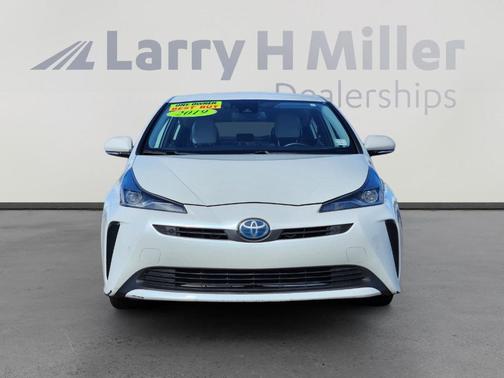 2019 Toyota Prius L
