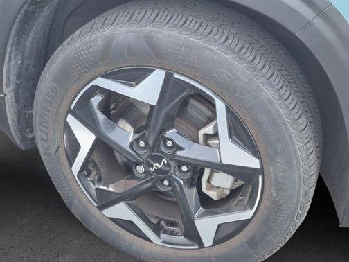 Blue 2024 Kia Seltos EX