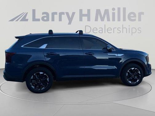 Midnight Black 2024 Kia Sorento S