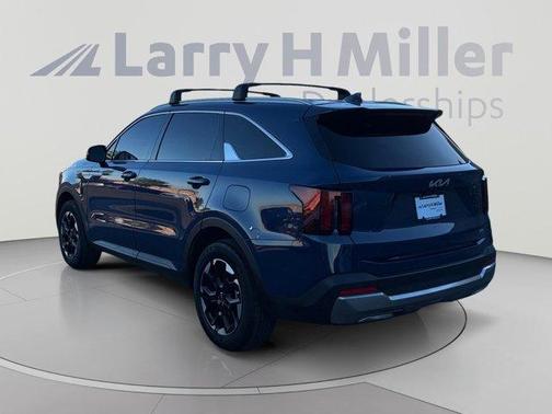 Midnight Black 2024 Kia Sorento S