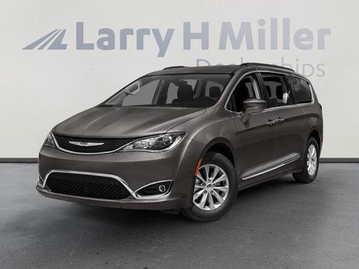 2018 Chrysler Pacifica Touring Plus
