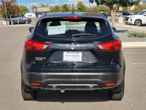 Magnetic Black 2018 Nissan Rogue Sport S