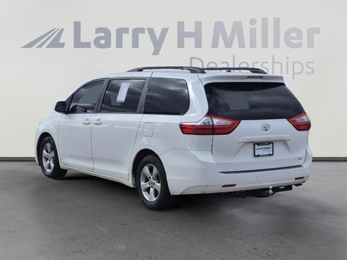 2017 Toyota Sienna L