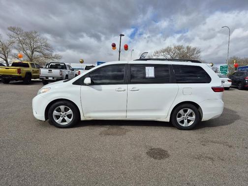 2017 Toyota Sienna L