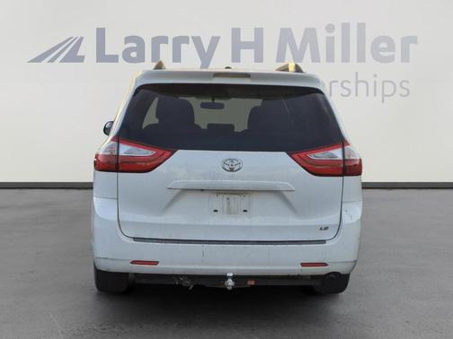 2017 Toyota Sienna L