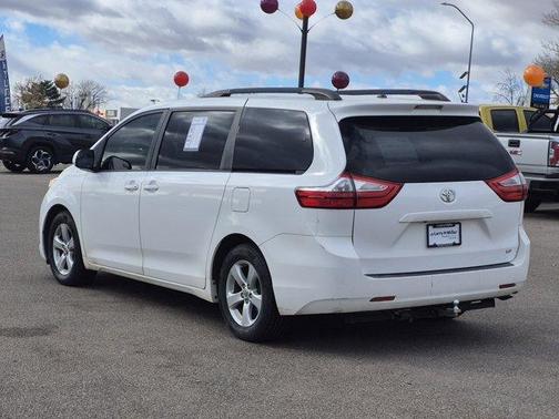 2017 Toyota Sienna L