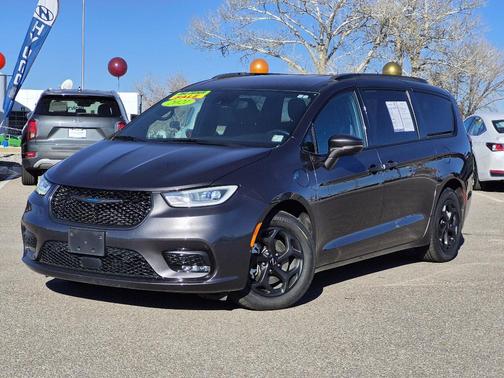 2021 Chrysler Pacifica Hybrid Touring L