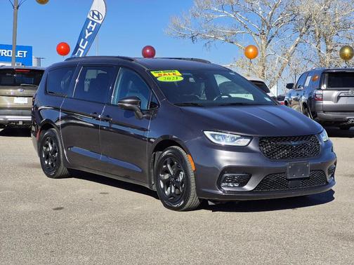2021 Chrysler Pacifica Hybrid Touring L