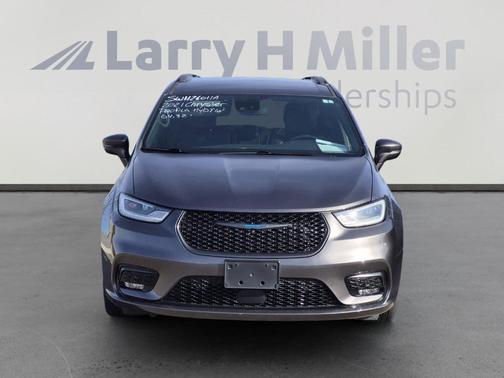 2021 Chrysler Pacifica Hybrid Touring L