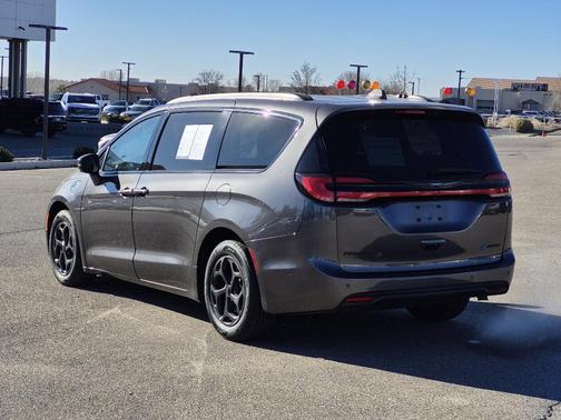 2021 Chrysler Pacifica Hybrid Touring L
