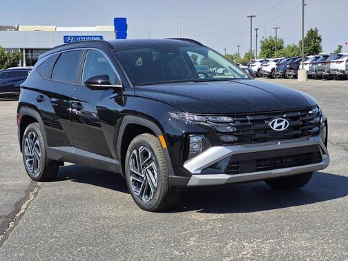 Phantom Black 2026 Hyundai TUCSON SEL