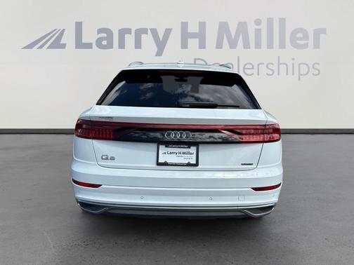 2020 Audi Q8 55 Premium Plus