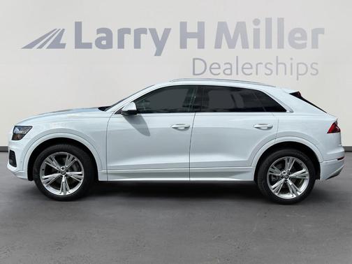 2020 Audi Q8 55 Premium Plus